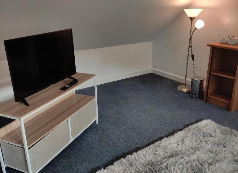 Люкс Кровать Кинг, Rose And Crown