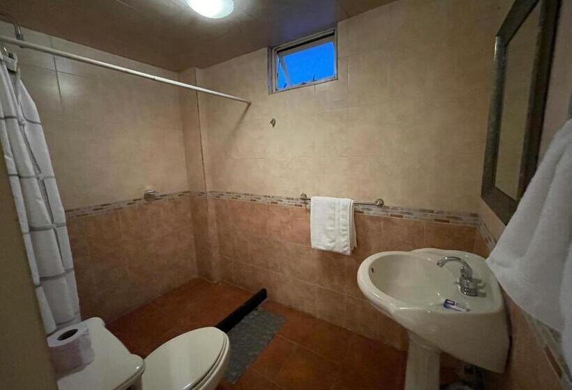 キングサイズベッドのスタンダードルーム, Santa Julia