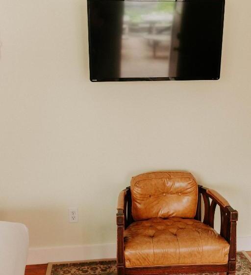 غرفة قياسية سرير كينج, Pitchwood Inn