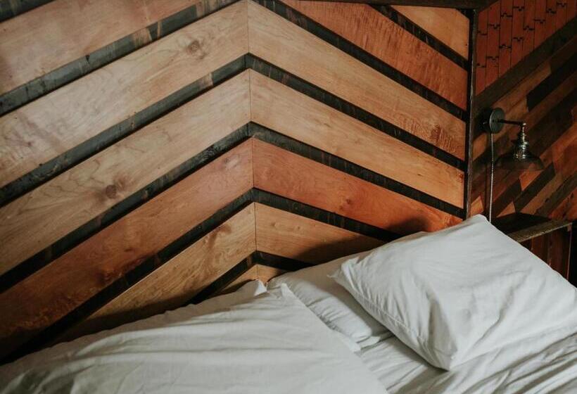 Четырехместный Номер Deluxe, Pitchwood Inn