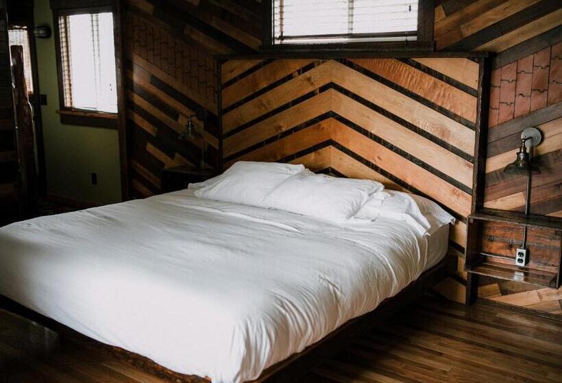 غرفة ديلوكس رباعية, Pitchwood Inn