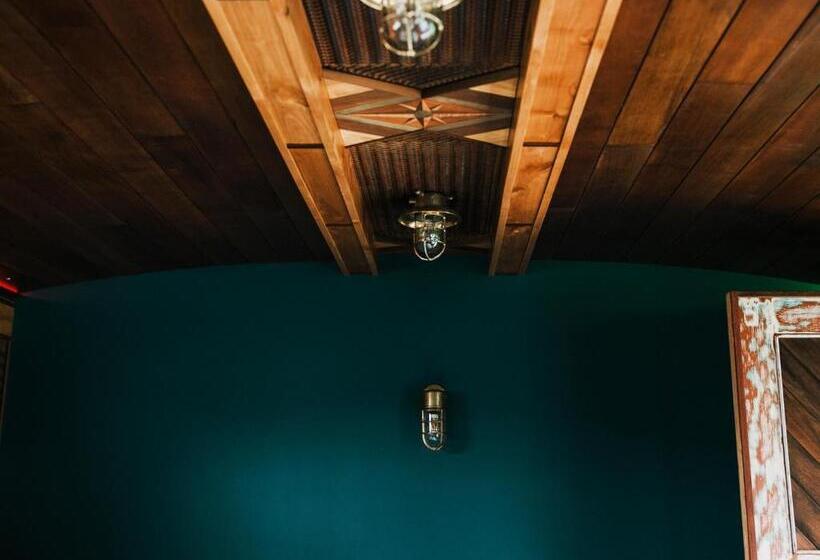 غرفة ديلوكس سرير كينج, Pitchwood Inn