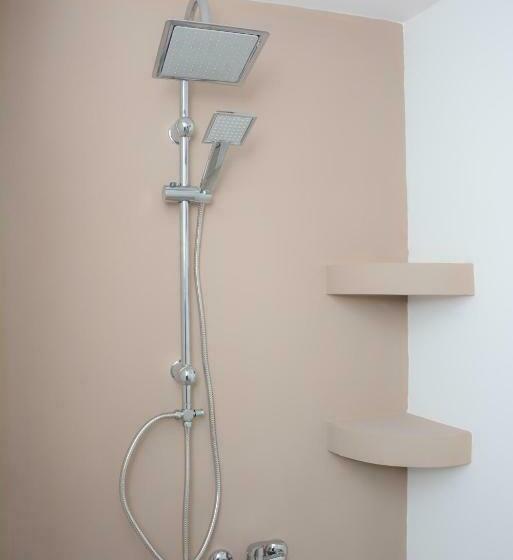 اتاق استاندارد با چشم‌انداز باغ, My Sweet Home