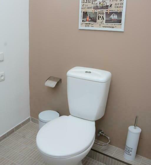 اتاق استاندارد, My Sweet Home