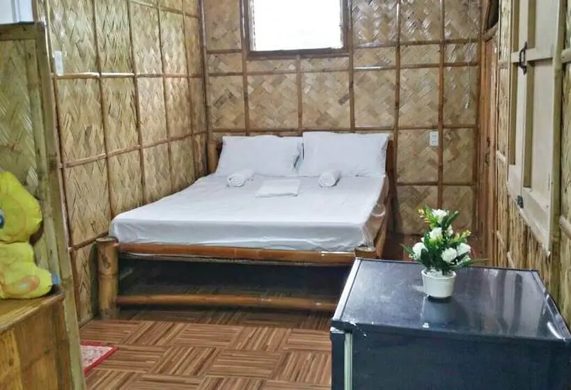 デラックスルーム, V House