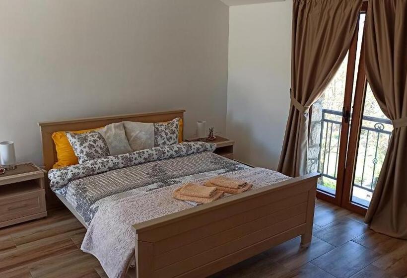 اتاق استاندارد با چشمانداز دریاچه, Village House Novak Rijecani