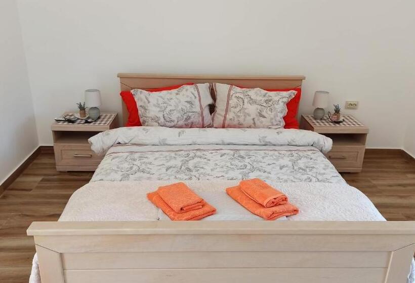 اتاق استاندارد با چشمانداز دریاچه, Village House Novak Rijecani