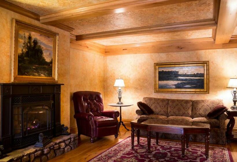 إستوديو قياسى سرير كينج, Landoll's Mohican Castle