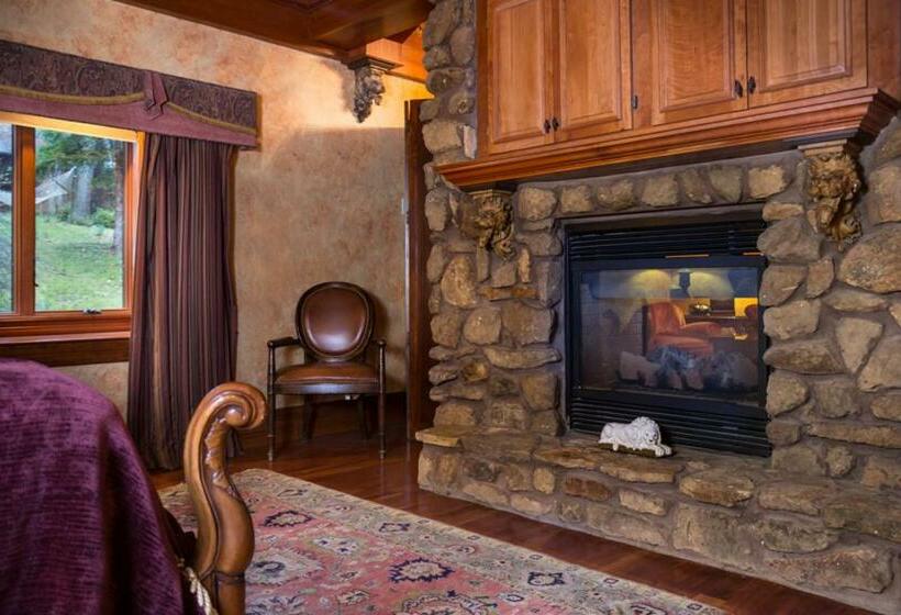 إستوديو قياسى سرير كينج, Landoll's Mohican Castle