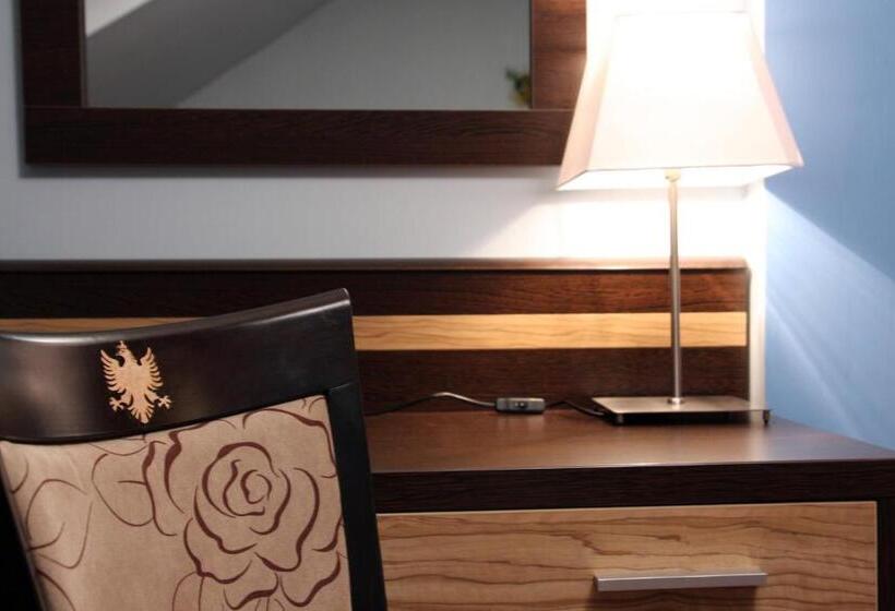 스탠다드 룸, čierny Orol