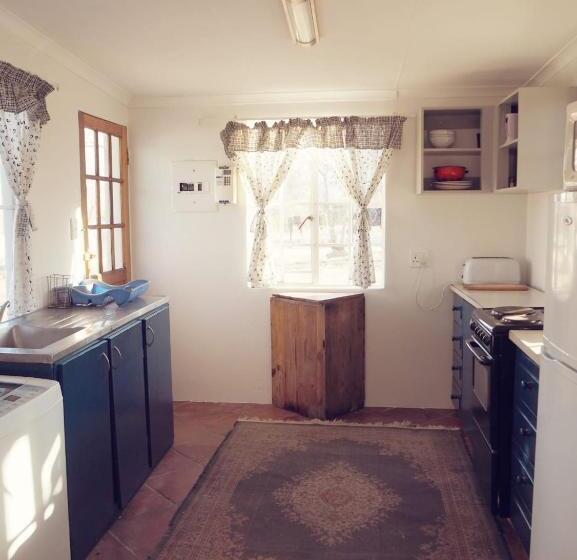 شاليه غرفة نوم واحدة, Riverview Country Inn