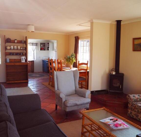 شاليه غرفة نوم واحدة, Riverview Country Inn