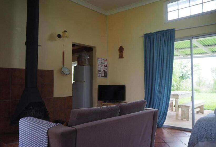 منزل غرفة نوم واحدة, Riverview Country Inn