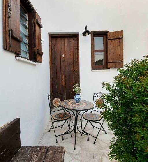 חדר אקונומי, Meleni Cottage Houses