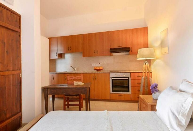 חדר אקונומי, Meleni Cottage Houses