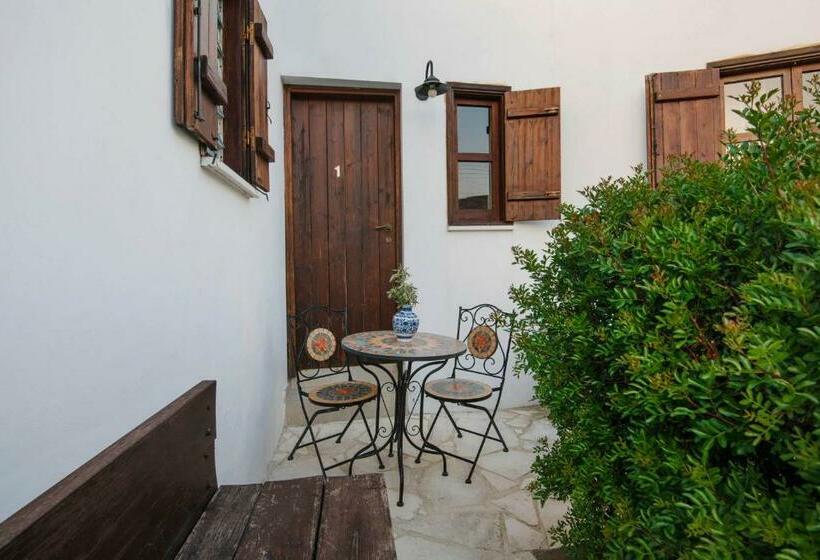 חדר אקונומי, Meleni Cottage Houses