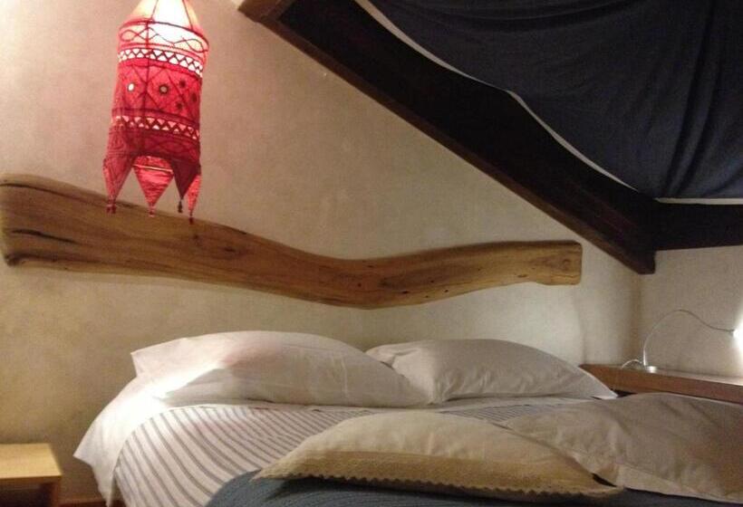 غرفة قياسية مزوَّدة بتراس, Azienda Agricola Il Querceto