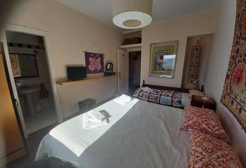 غرفة قياسية ثلاثية, Azienda Agricola Il Querceto