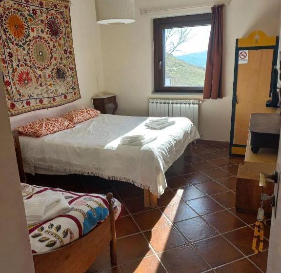 غرفة قياسية ثلاثية, Azienda Agricola Il Querceto