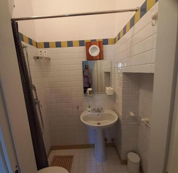 غرفة قياسية, Azienda Agricola Il Querceto