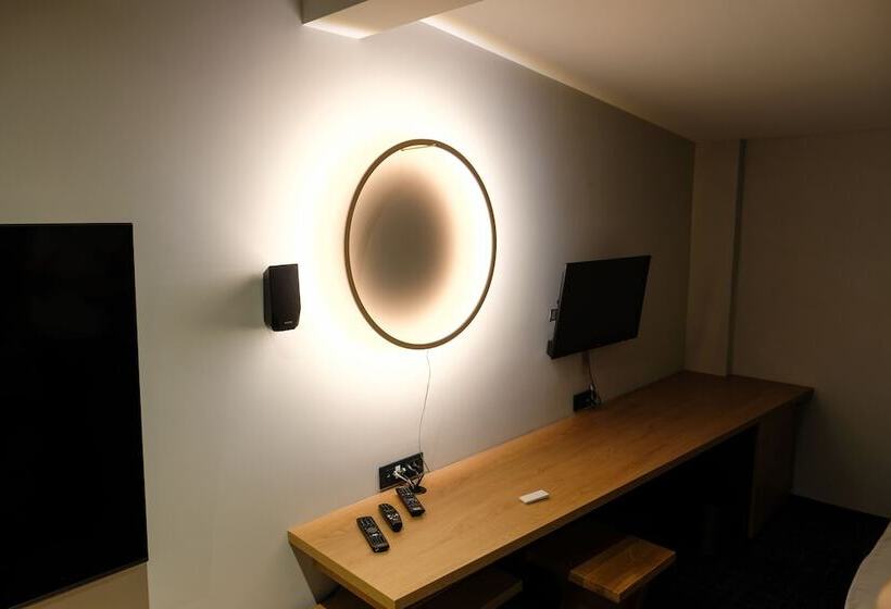 اتاق سوپریور, Kunst