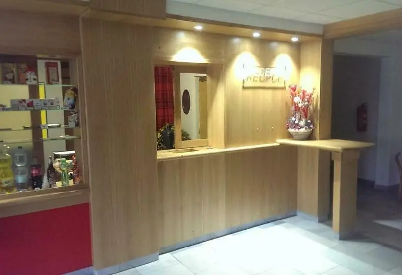 Standard-huone, Terek
