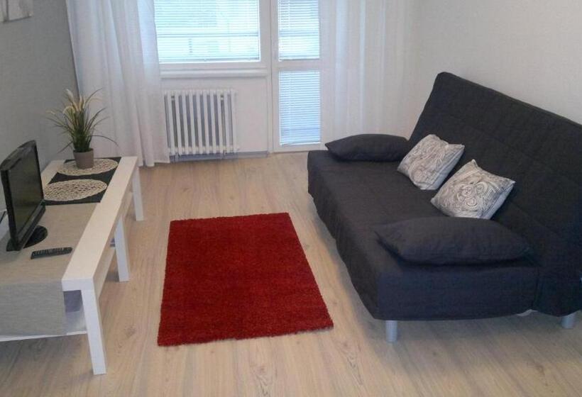 דירת חדר, Terek