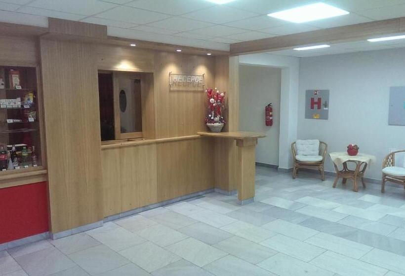 Апартаменты 1 Спальня, Terek