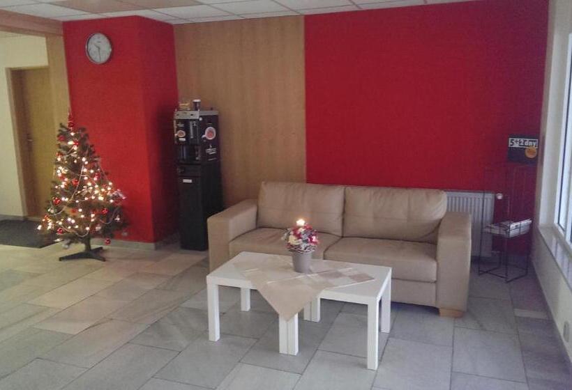 דירת חדר, Terek