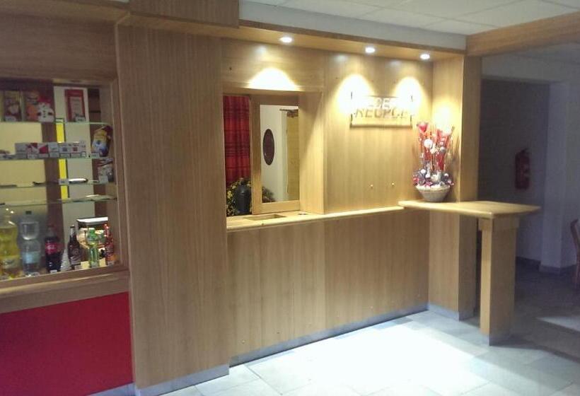 דירת חדר, Terek