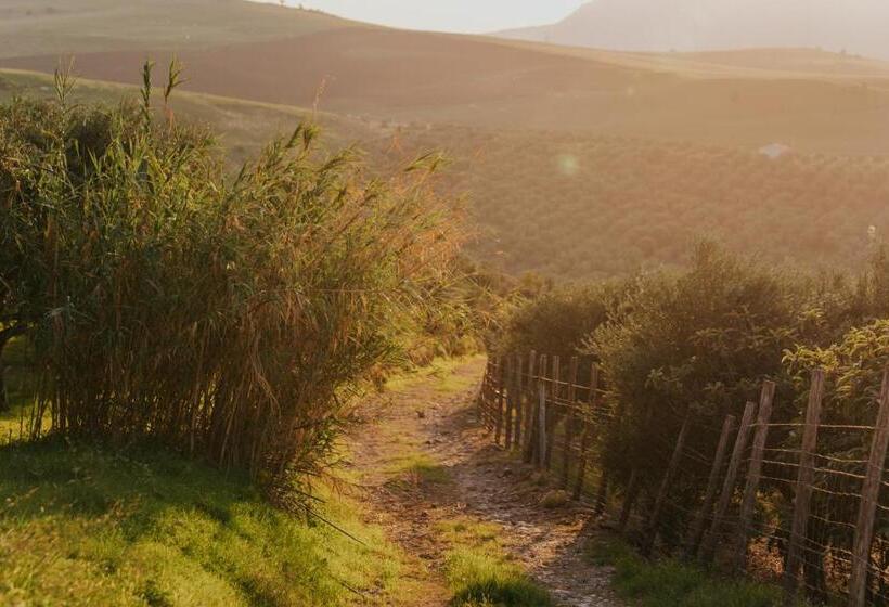 סוויטת ג'וניור נוף לגינה, Terre Di Himera