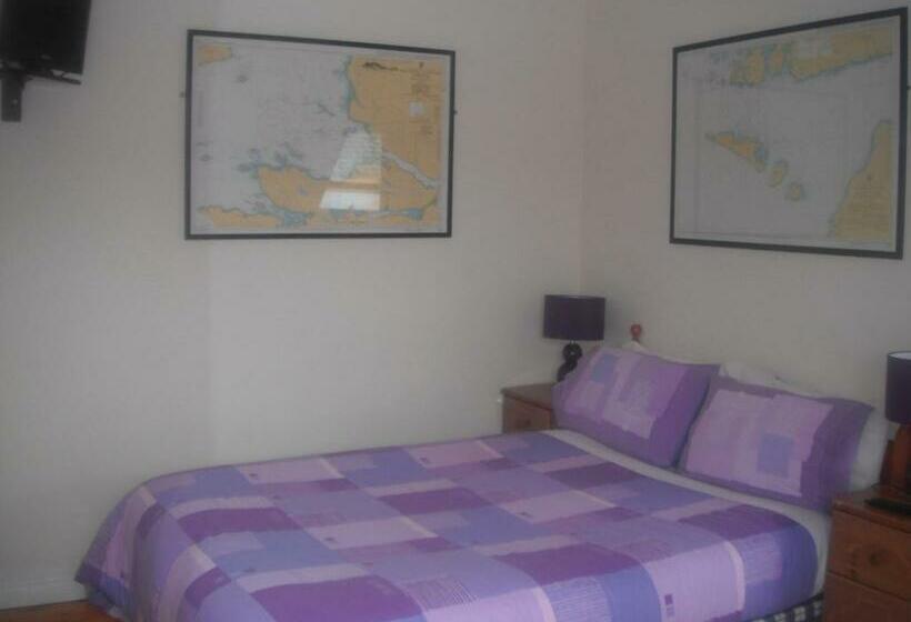 스탠다드 룸, Oliver's Seafood Bar, Bed & Breakfast