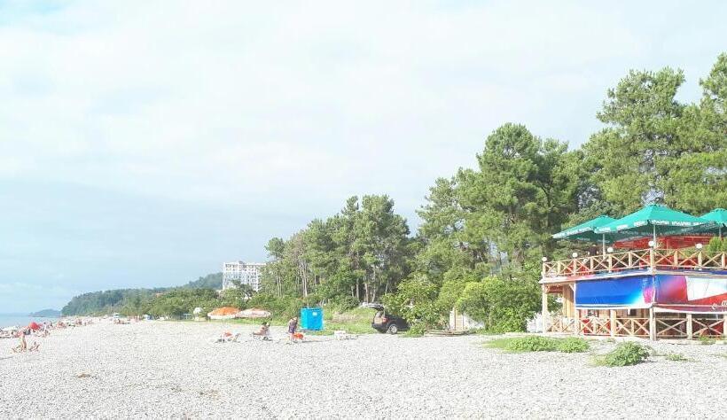 اتاق سوپریور خانوادگی, Apartment Maxinjauri