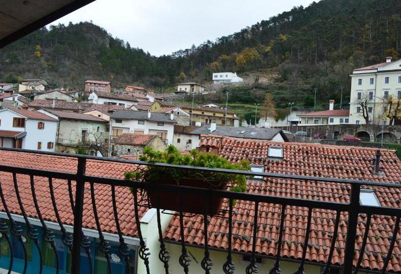 اتاق استاندارد با بالکن, Guesthouse Koren At Winery