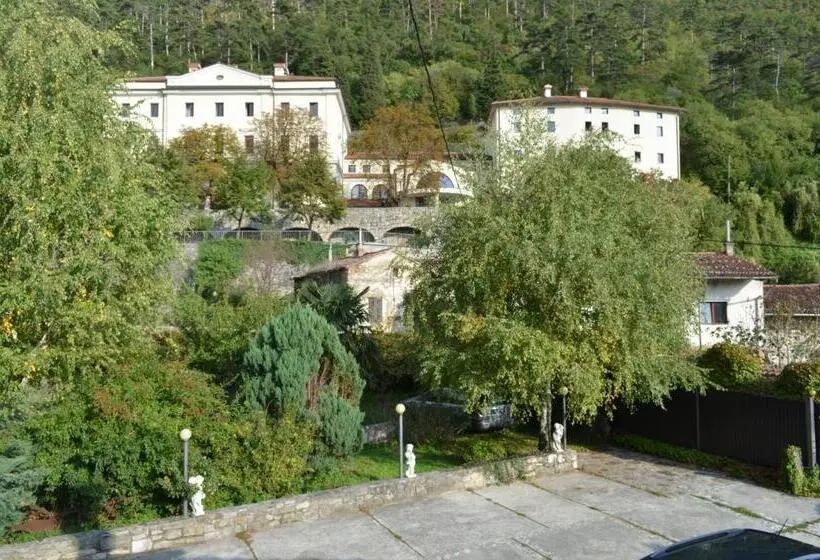 آپارتمان 1 خوابه با تراس, Guesthouse Koren At Winery
