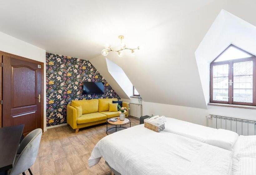 غرفة قياسية حمام مشترك, Penzion Dubina