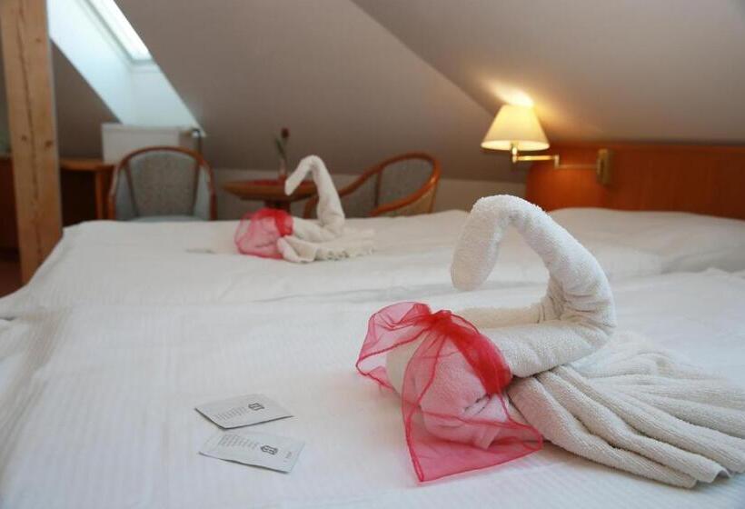 آپارتمان 1 خوابه, Wellness Penzion Kroměříž   Zlobice