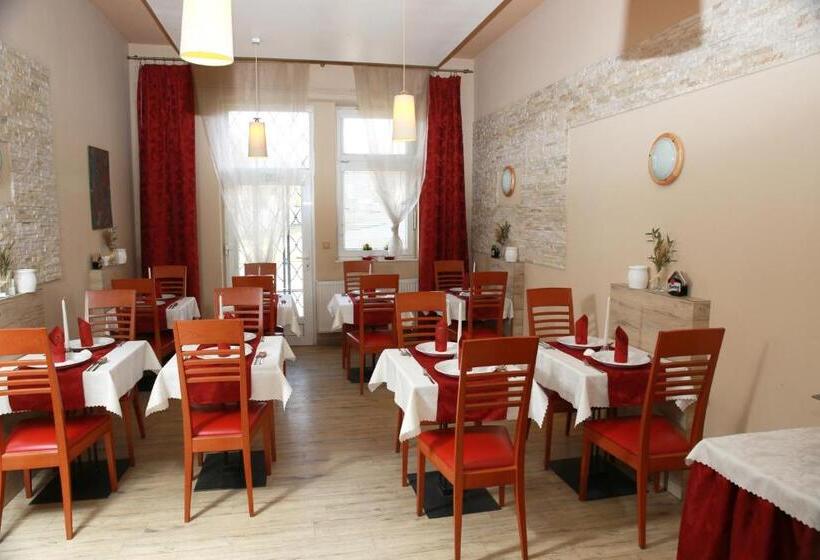 جناح ديلوكس, Wellness Penzion Kroměříž Zlobice