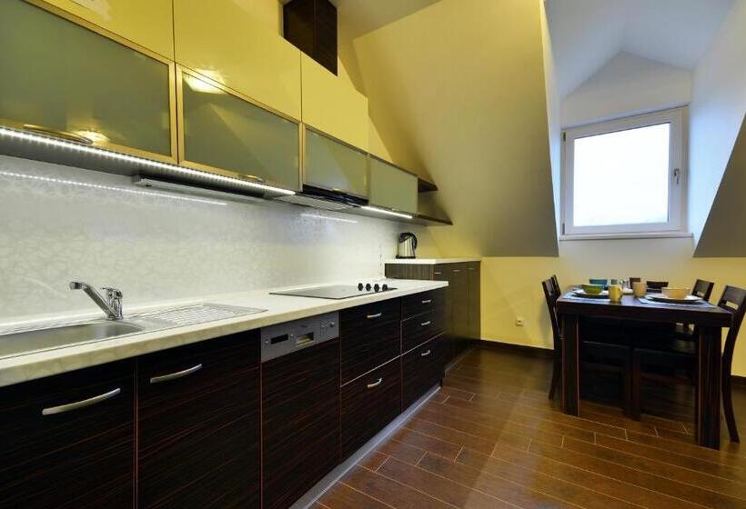 جناح ديلوكس, Wellness Penzion Kroměříž Zlobice