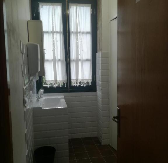 ルームシェアのワンベッド, Albergue Convento Del Camino