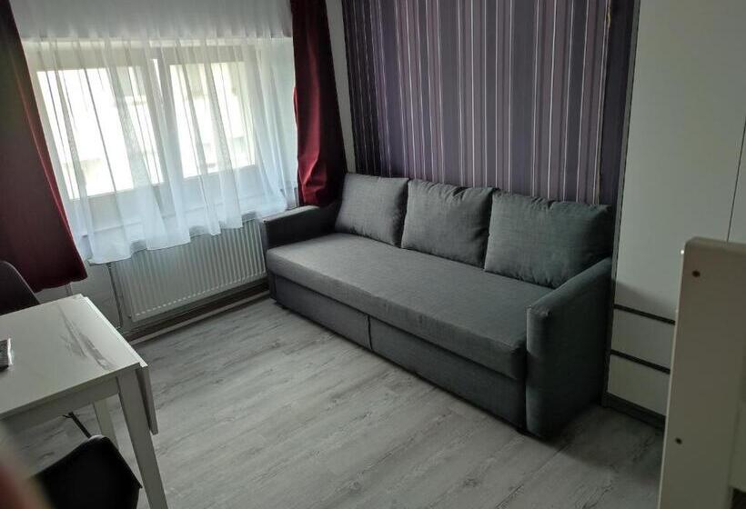 スイート(家族用), Chez Phil