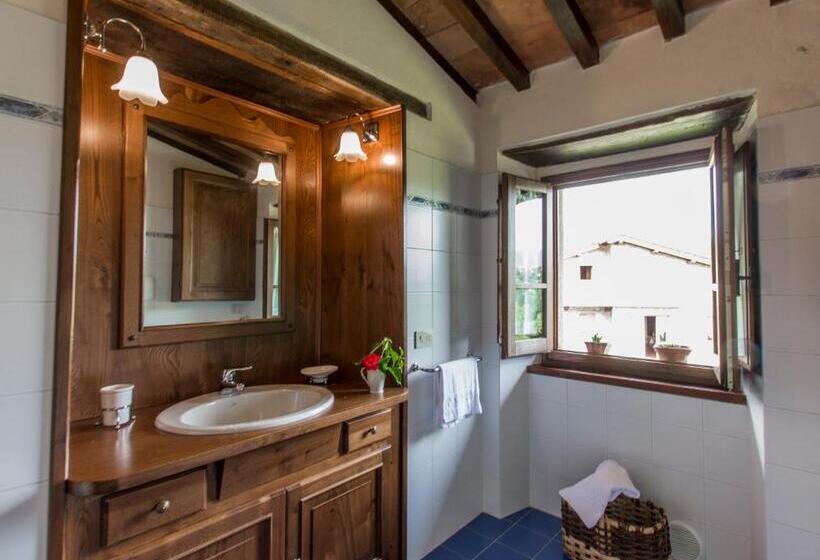 带1个卧室的带阳台的公寓, Agriturismo Podere La Casaccia