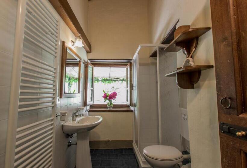 带1个卧室的带阳台的公寓, Agriturismo Podere La Casaccia