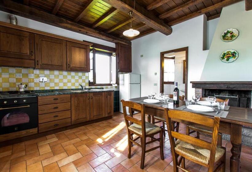 带1个卧室的顶楼公寓, Agriturismo Podere La Casaccia