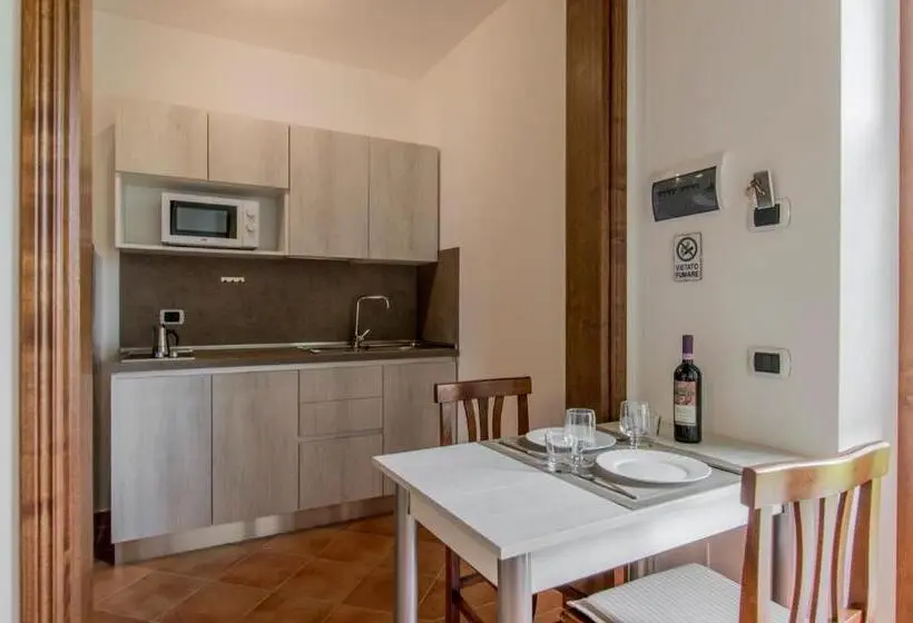 スタンダードスタジオ, Agriturismo Podere La Casaccia
