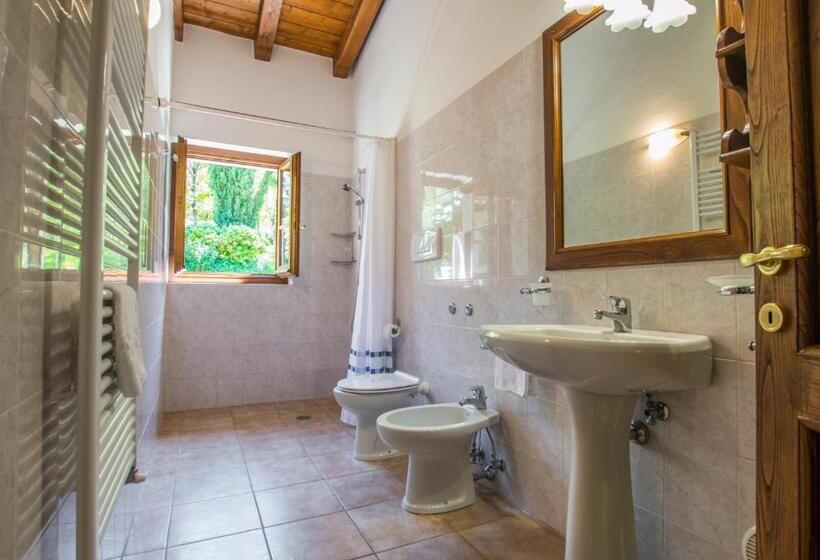 带1个卧室的带阳台的公寓, Agriturismo Podere La Casaccia