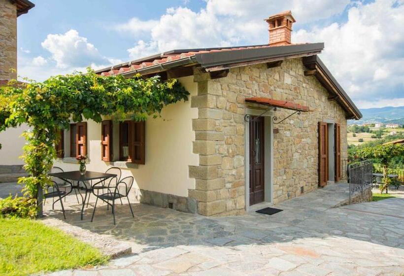 带1个卧室的带阳台的公寓, Agriturismo Podere La Casaccia