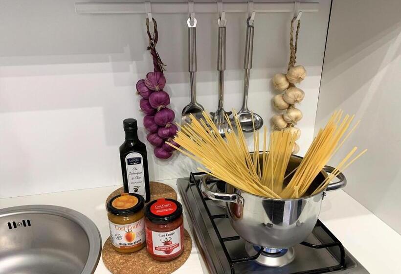 سوییت جونیور, La Margherita Apartment