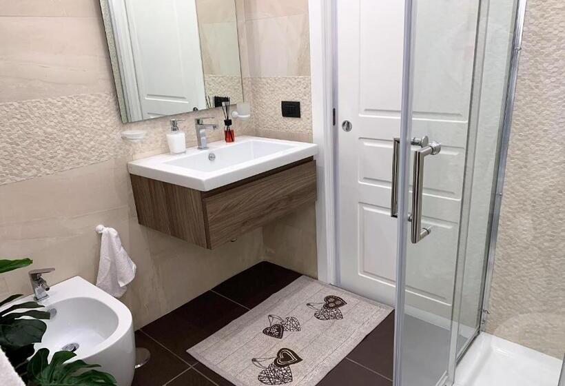 سوئیت با تخت بزرگ, La Margherita Apartment