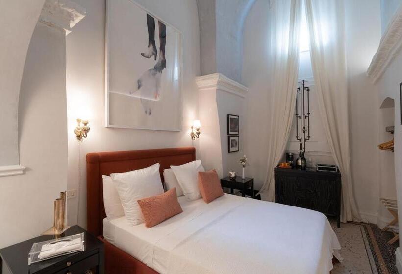 Номер Стандарт, Palazzo Maritati